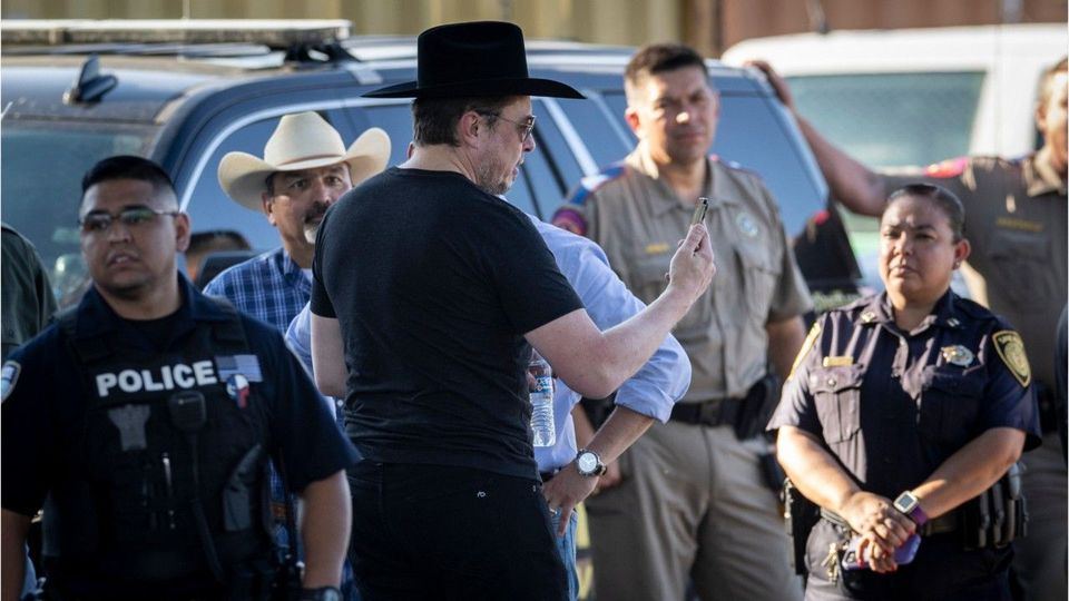 Mit Cowboyhut an der Grenze: Musk mischt sich in US-Einwanderungspolitik ein