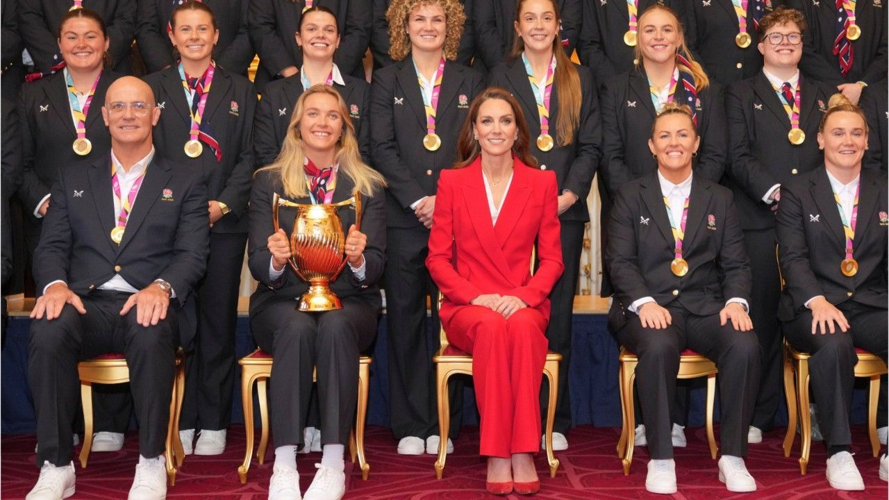Video: Prinzessin Kate überstrahlt mit ihrem Outfit alle