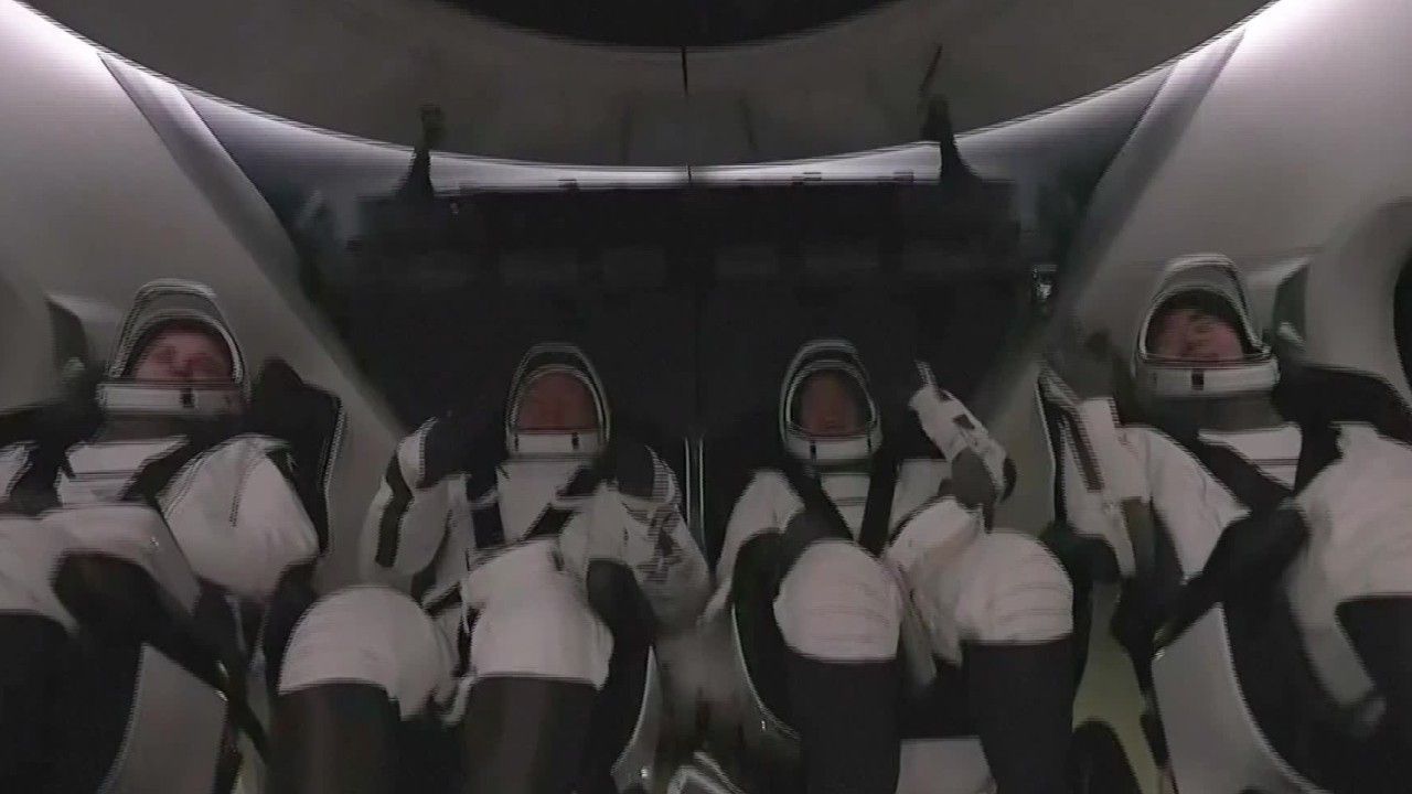 Video: Wegen gesundheitlicher Probleme: ISS-Crew zurück auf der Erde