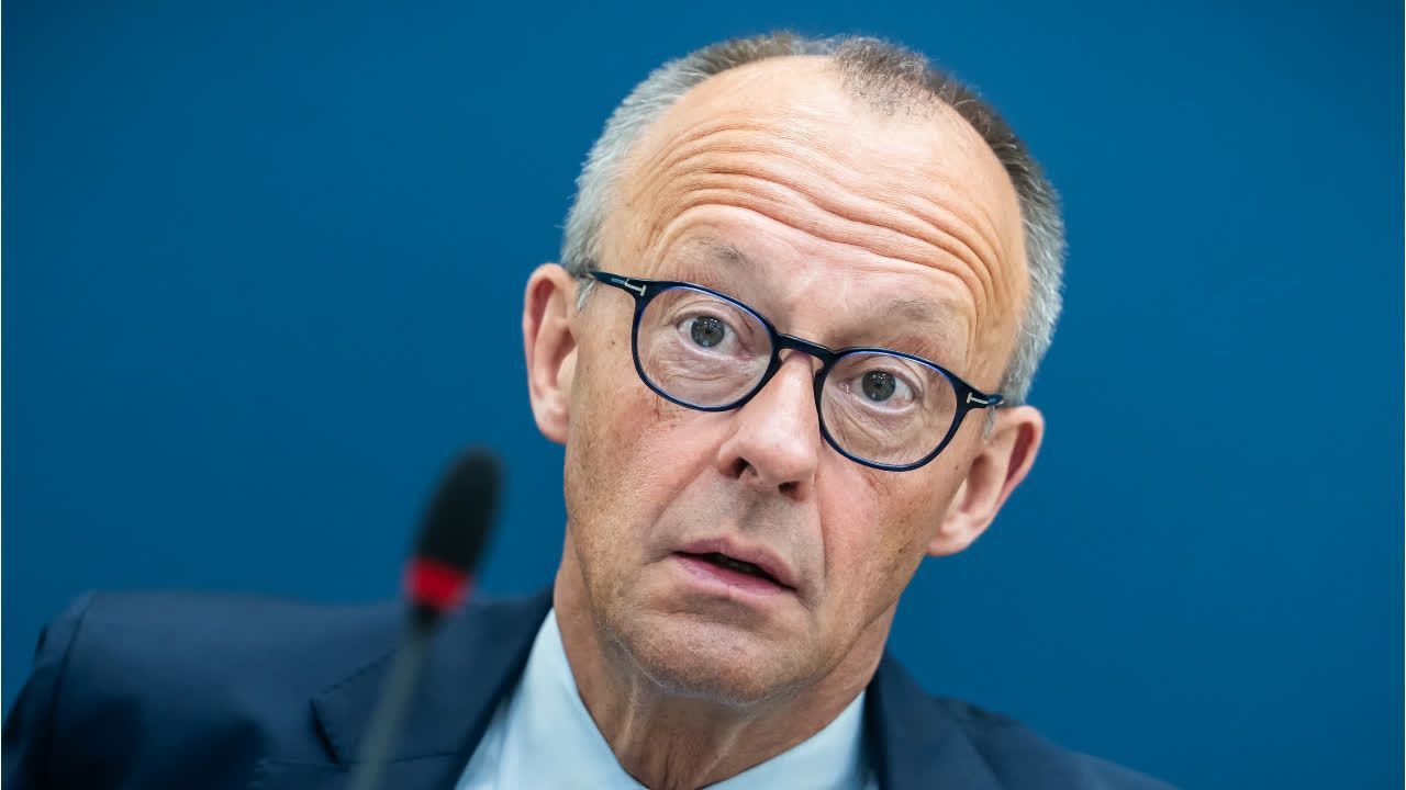 Video: Nach Merz-Beleidigung: Mehrheit für Strafparagraf