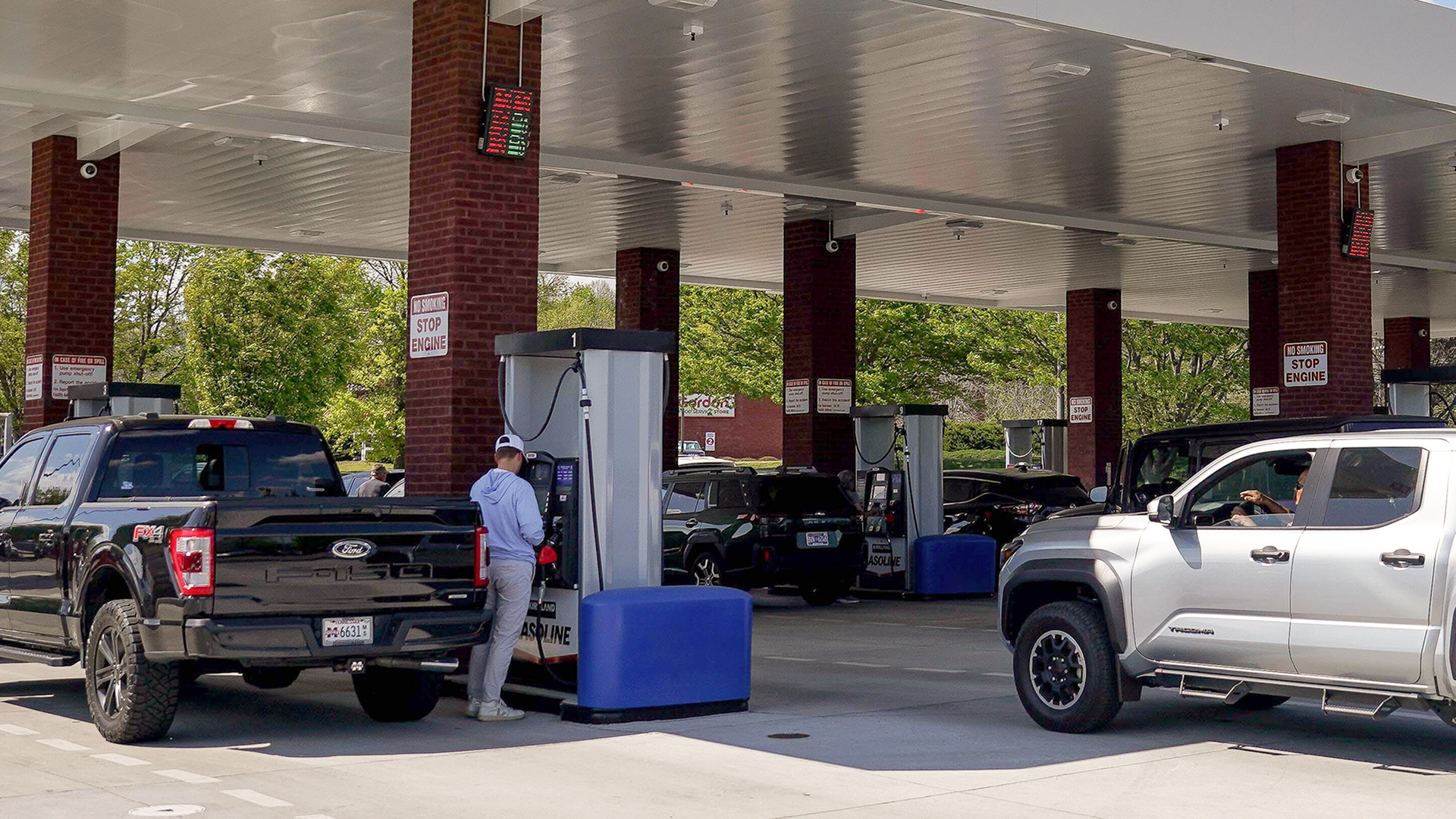 Video: Teurer Sprit belastet Amerikaner