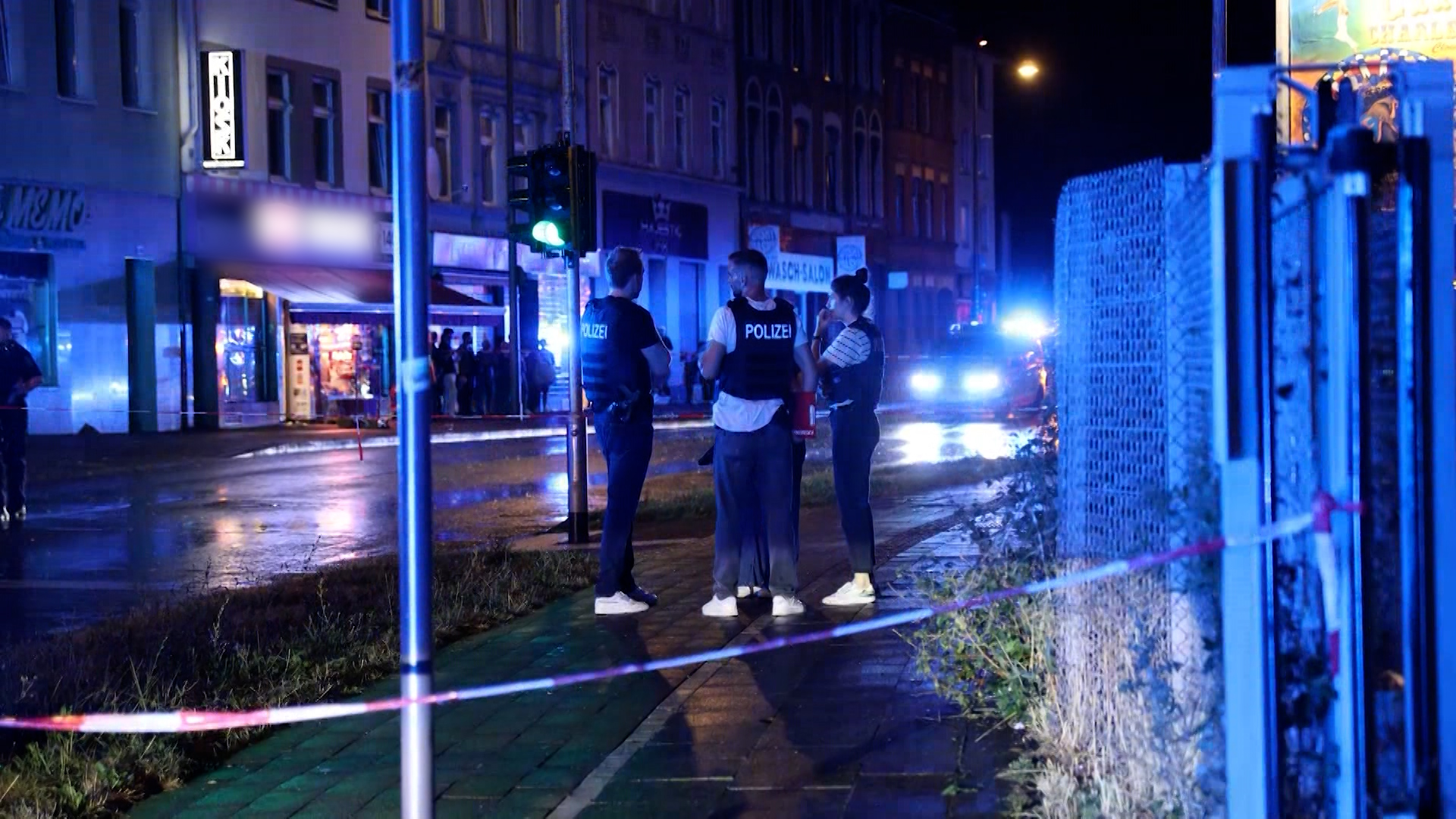 Video: Vier Verletzte bei Kölner Schießerei an Tankstelle