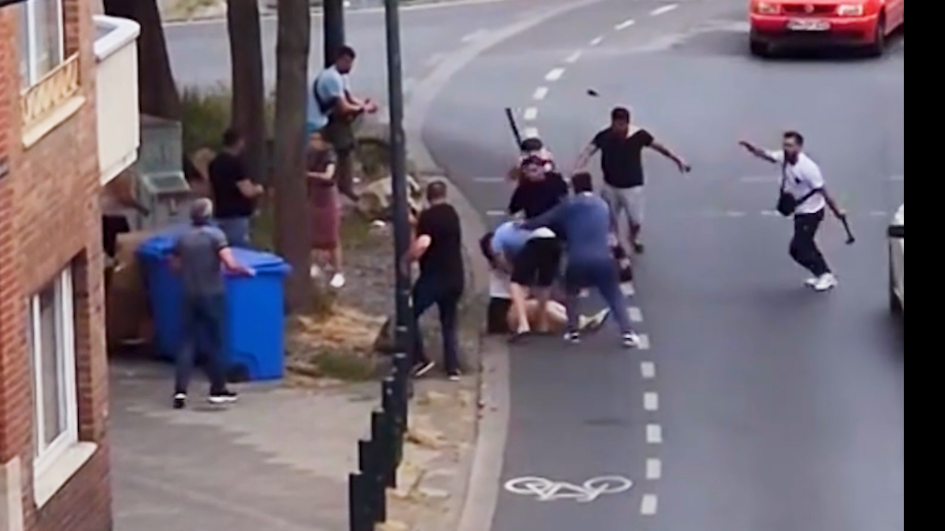 Video: Gewalteskalation in Düren: Zweite Familie schildert ihre Sicht