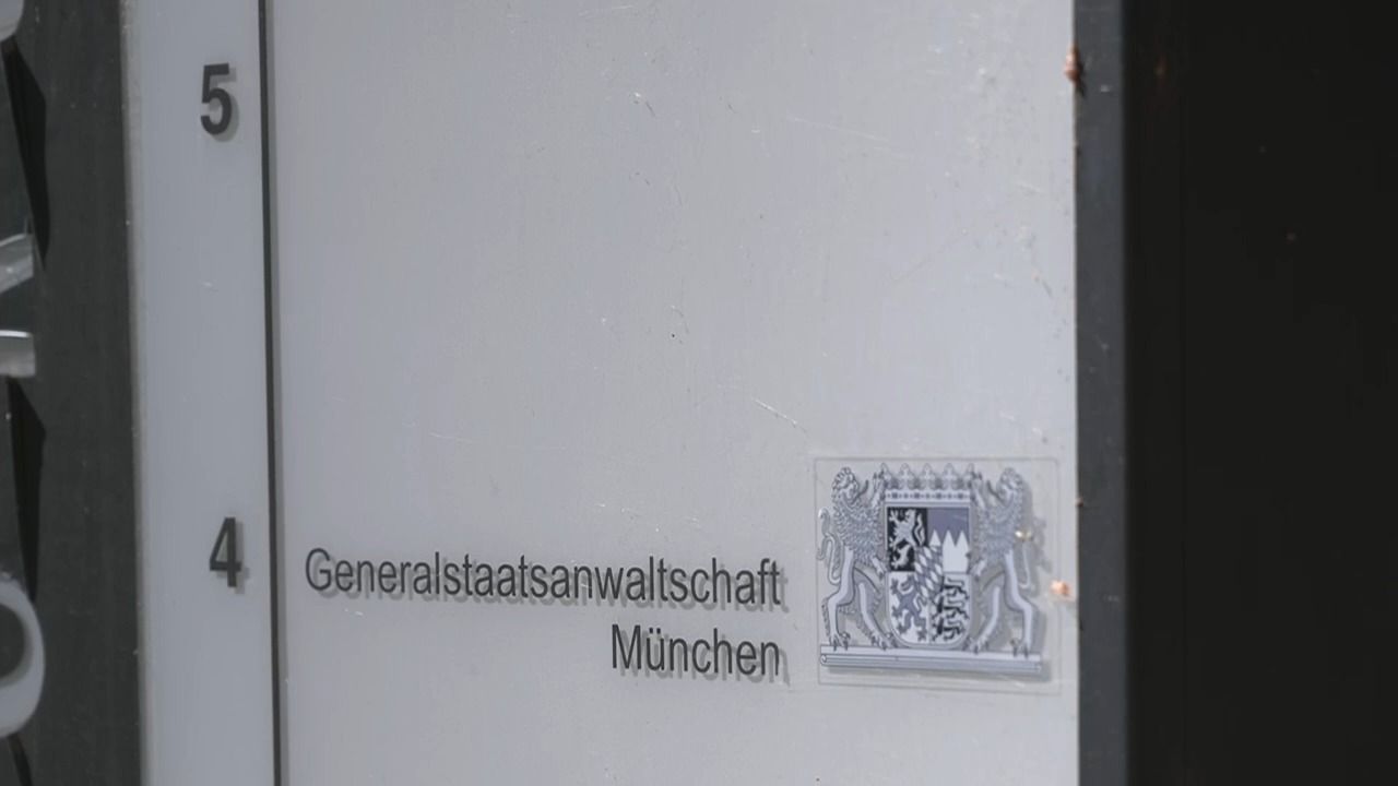Video: Nach mutmaßlichem Brandanschlag in München: Zwei Verdächtige in U-Haft