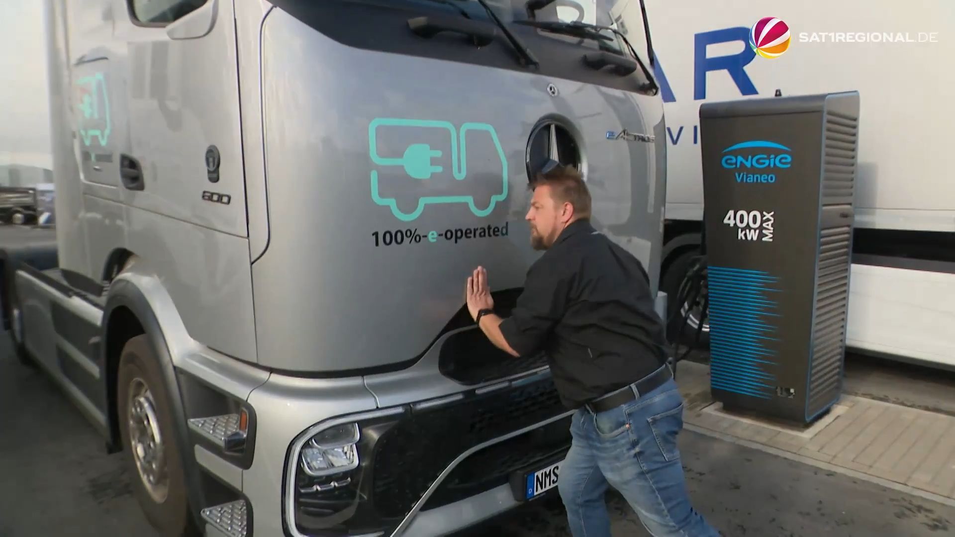 Video: E-Ladesäulen im Kieler Seehafen eingeweiht