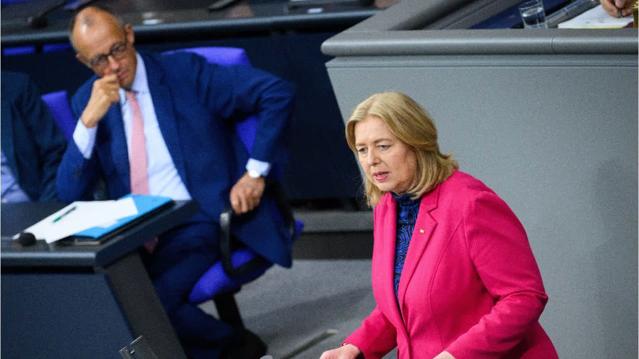 Video: Unionspolitiker fordert Bas' Rauswurf