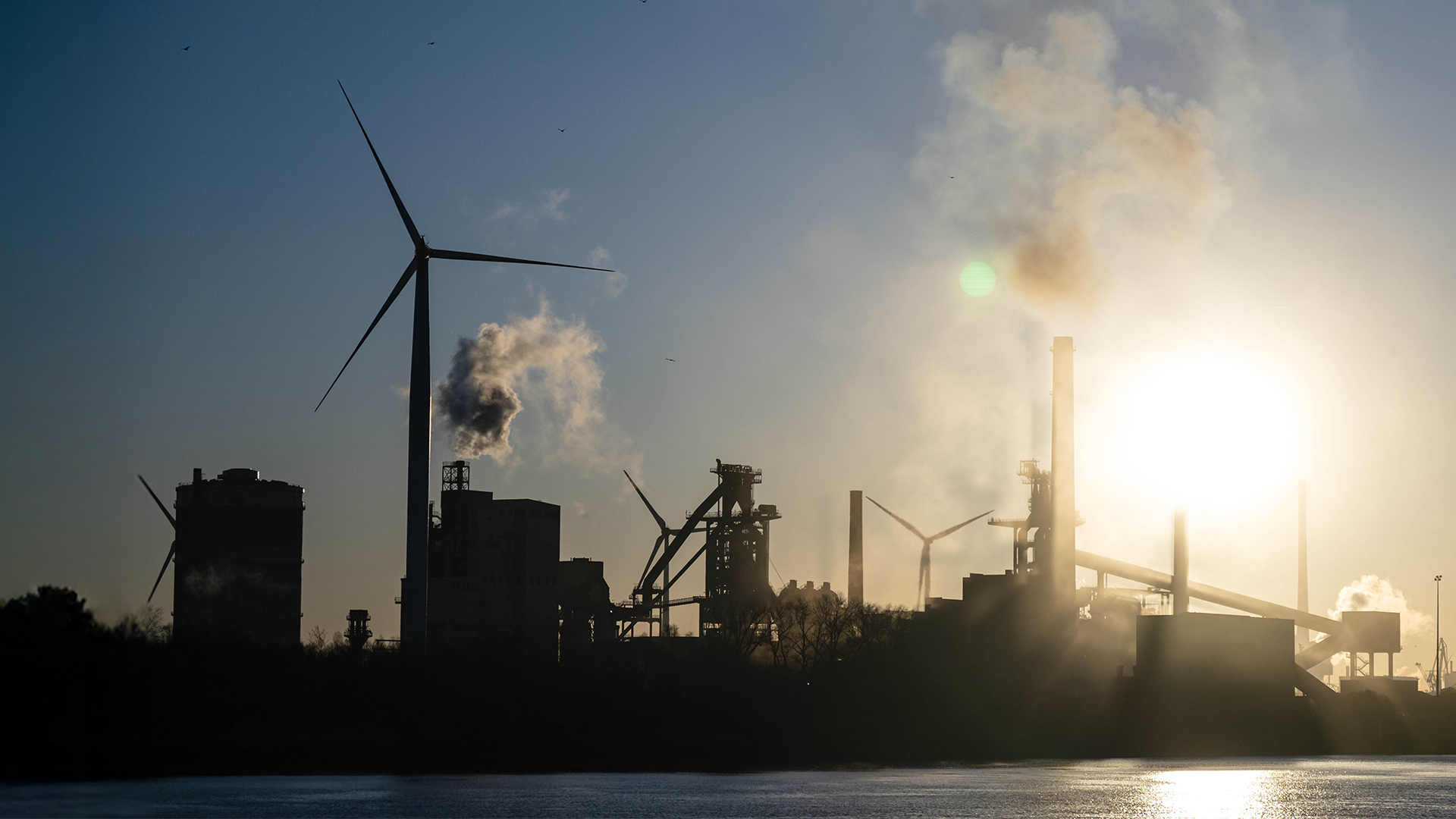Video: Deutsche Wirtschaft wächst stärker als erwartet