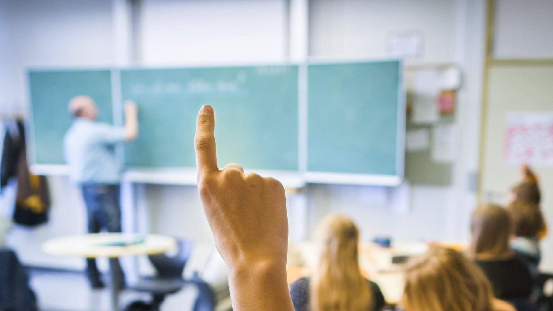 Video: Lehrermangel schmälert Lernerfolg