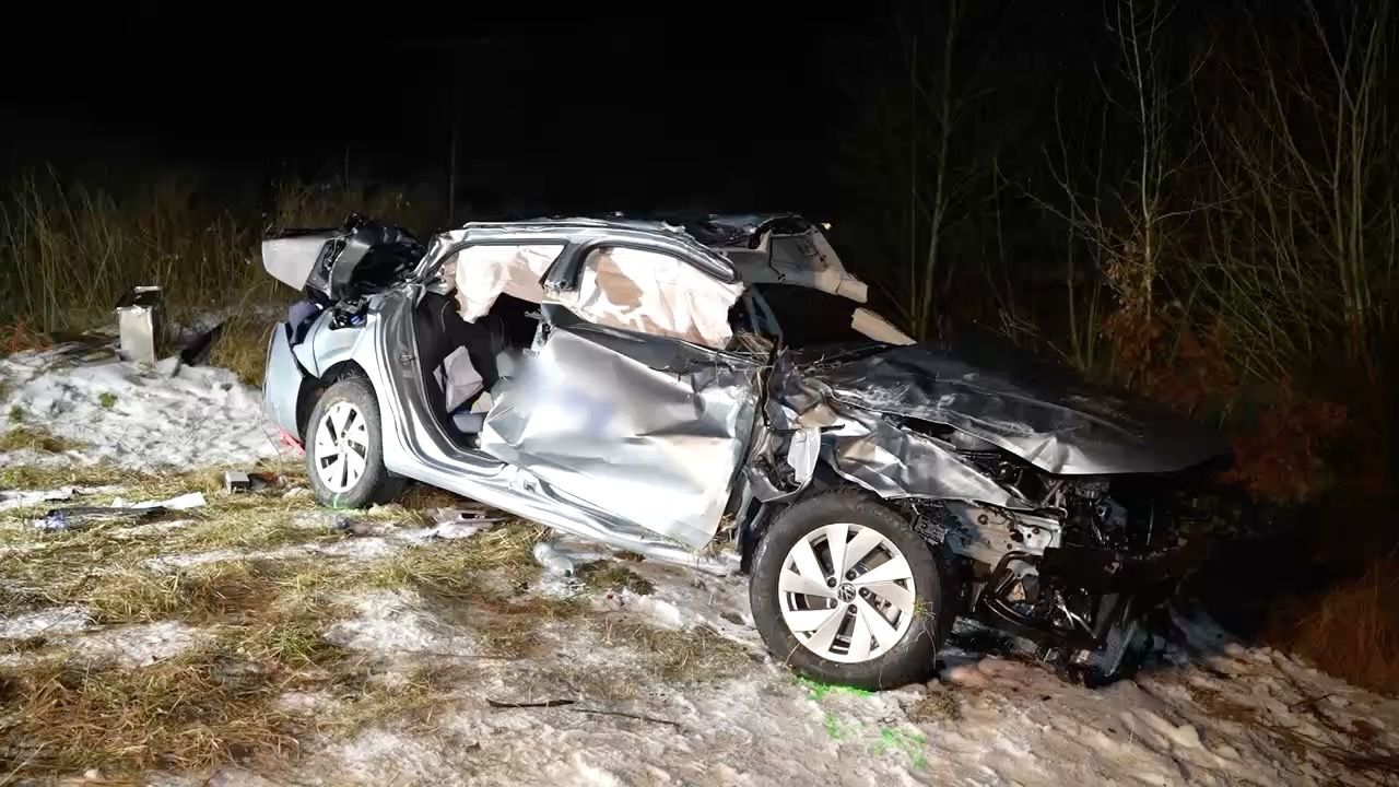 Video: Tödlicher Unfall auf A93 bei Bad Abbach: 20-jähriger Beifahrer stirbt