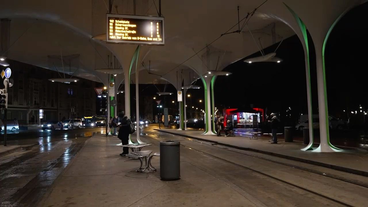 Video: Verdi-Warnstreik in Bayern: Busse und Bahnen sollen stillstehen