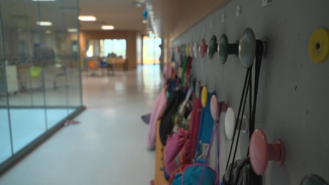 Video: Mehr Schüler, keine neuen Lehrer: Streit um Stellen in Bayern