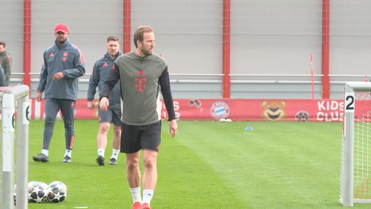 Video: Start in die K.o.-Runde: FC Bayern trifft auf Atalanta Bergamo