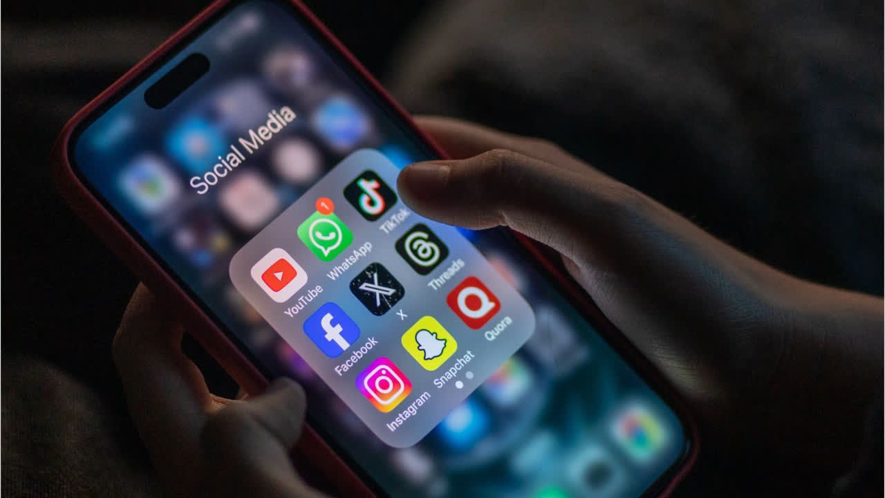 Video: Ab 10: WhatsApp führt Kinderkonten ein