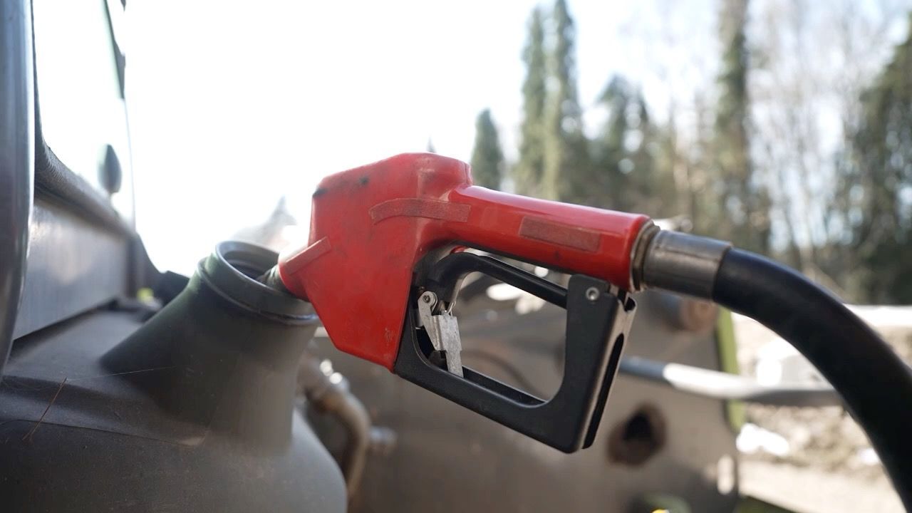 Video: Hohe Spritpreise: Massive Mehrkosten für Landwirte und Speditionen