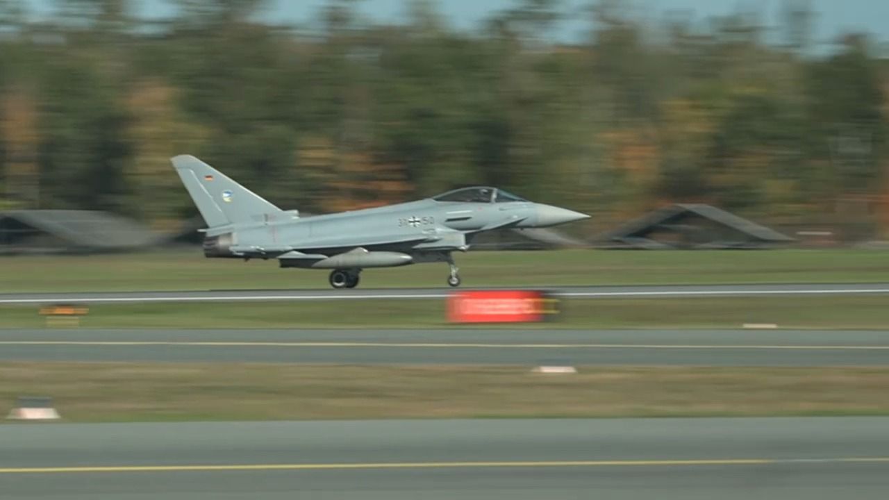 Video: Bundeswehr übt in Nürnberg: Warum die Luftwaffe einen zivilen Flughafen nutzt