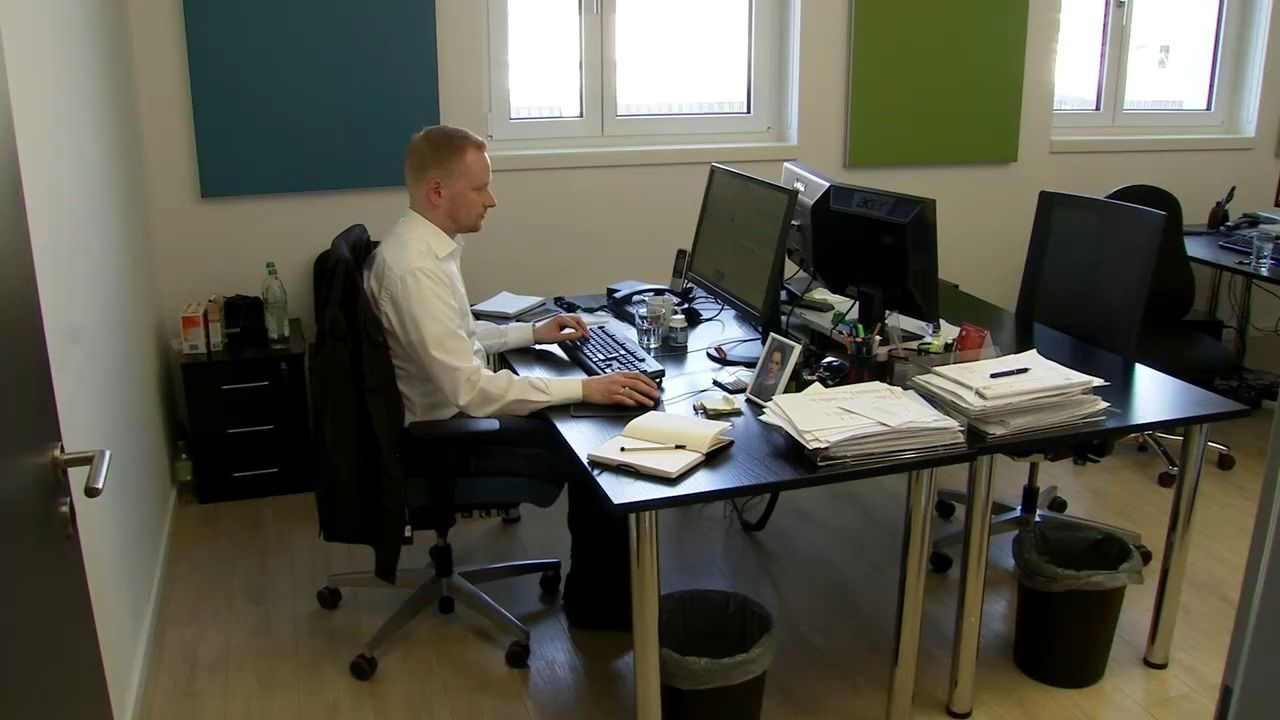 Video: Arbeitszeit in Bayern sinkt: So wenig gearbeitet wie lange nicht mehr