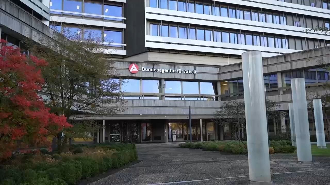 Video: Arbeitslosigkeit in Bayern: Höchster Oktober-Stand seit 20 Jahren